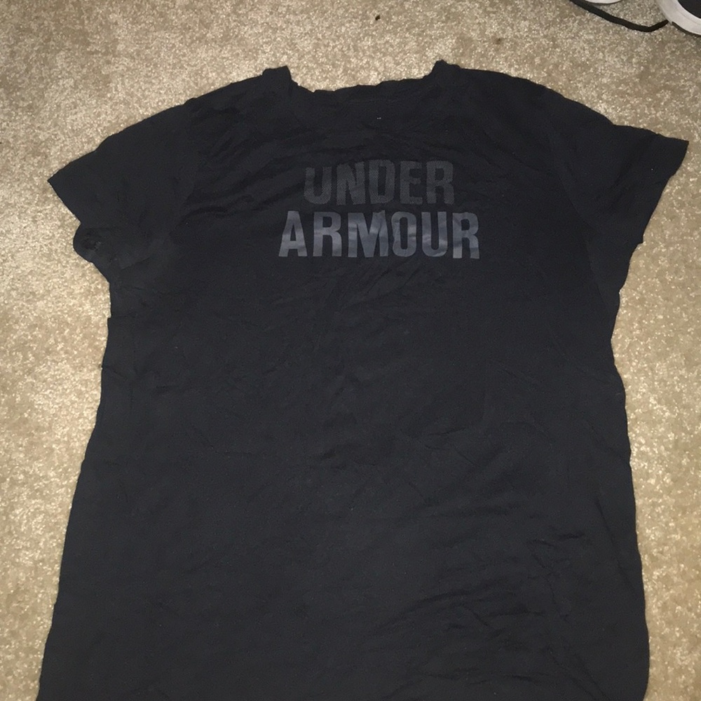Under Armour t shirt